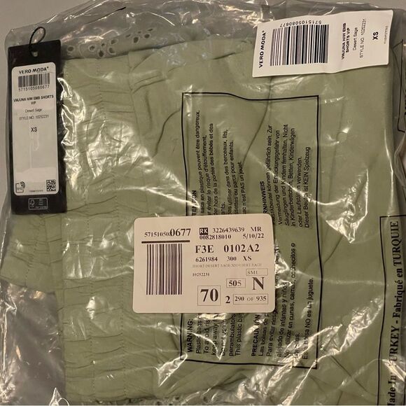 Vero Moda Women Juna Desert Sage Ruffle Hem Stretch Cotton Pull On Shorts Sz: XS - Picture 4 of 6